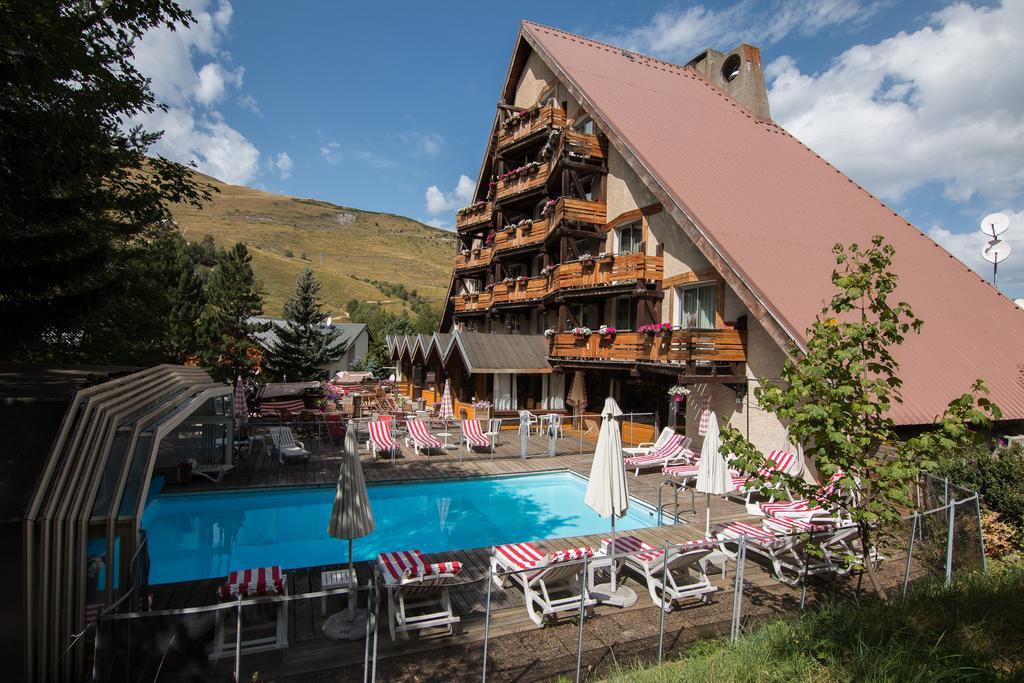 Hotel Adret Les Deux Alpes Esterno foto
